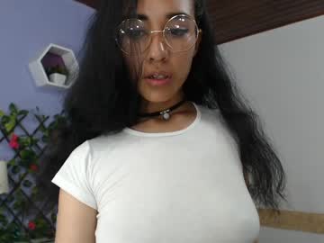Desi bhbai removing her dress and show big boob and pussy